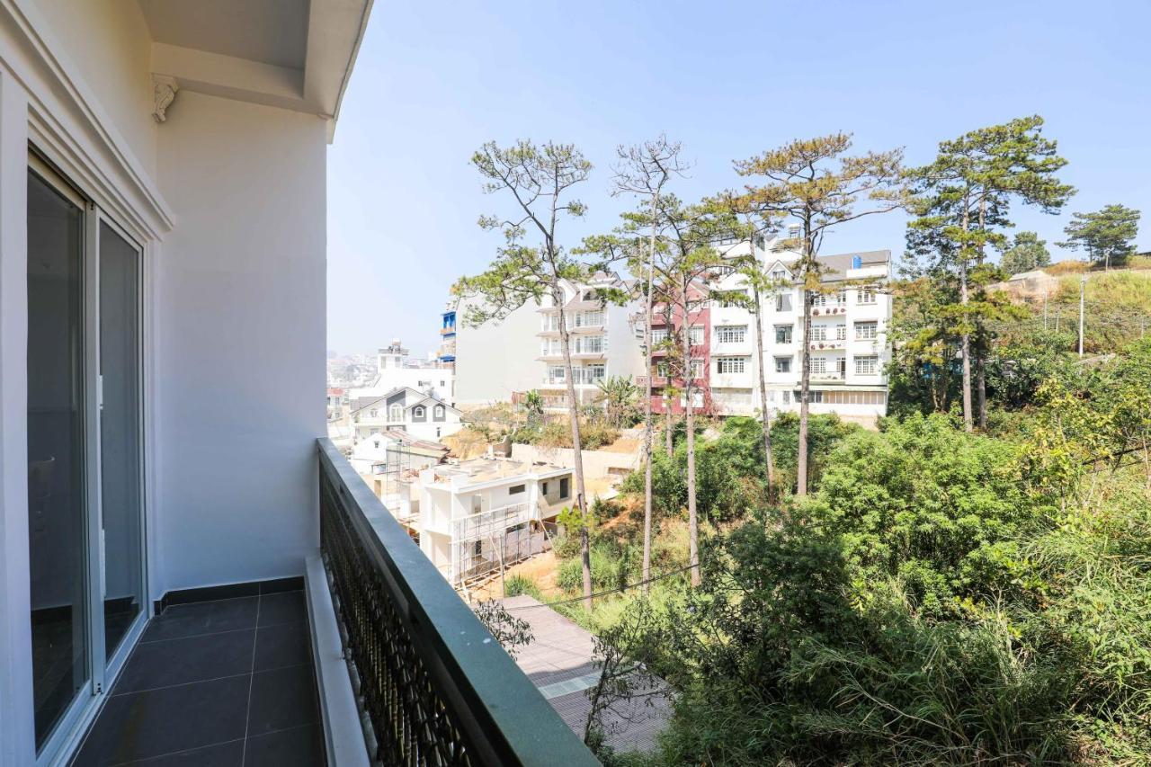 Dinh Cat Hotel Dalat Buitenkant foto